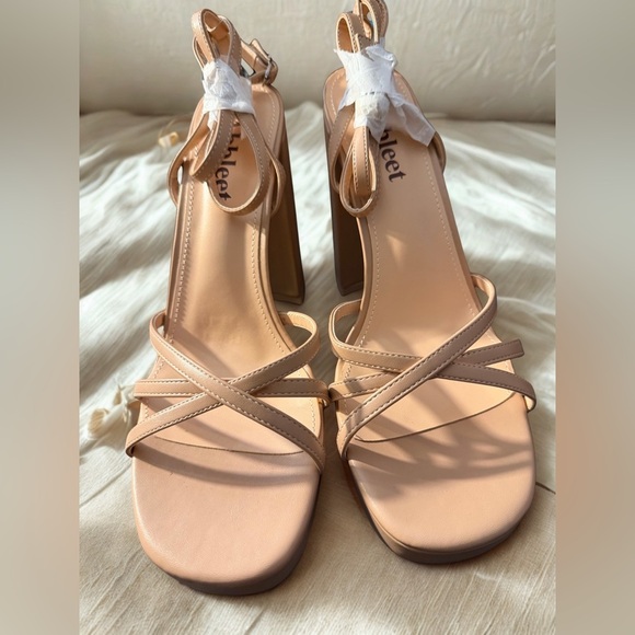 NEW Abbleet Women’s STRAPPY Block Chunky High Heels Open Toe Sandals Tan Size 10 - Picture 6 of 14
